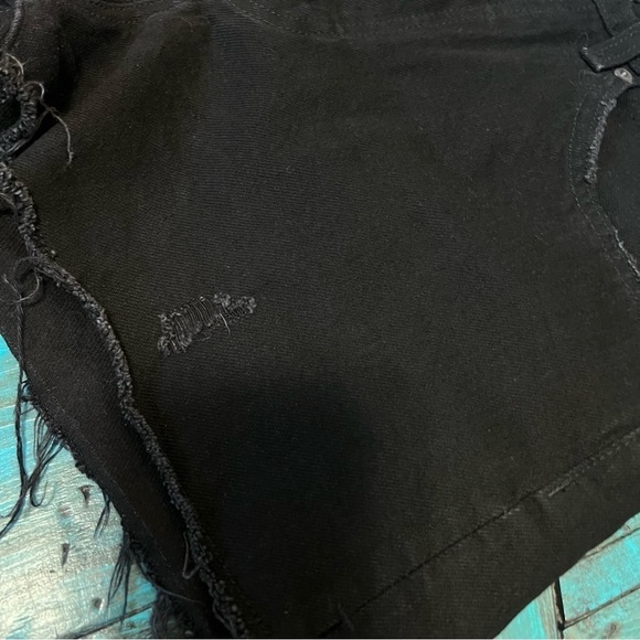 Aritzia Denim Forum The Yoko Short Black Size 27 Denim Casual - Picture 6 of 16